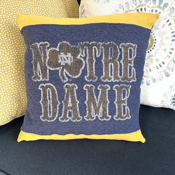 University of Notre Dame Fighting Irish Upcycled 16x16 T-shirt Pillow cover - Picture 1 of 11